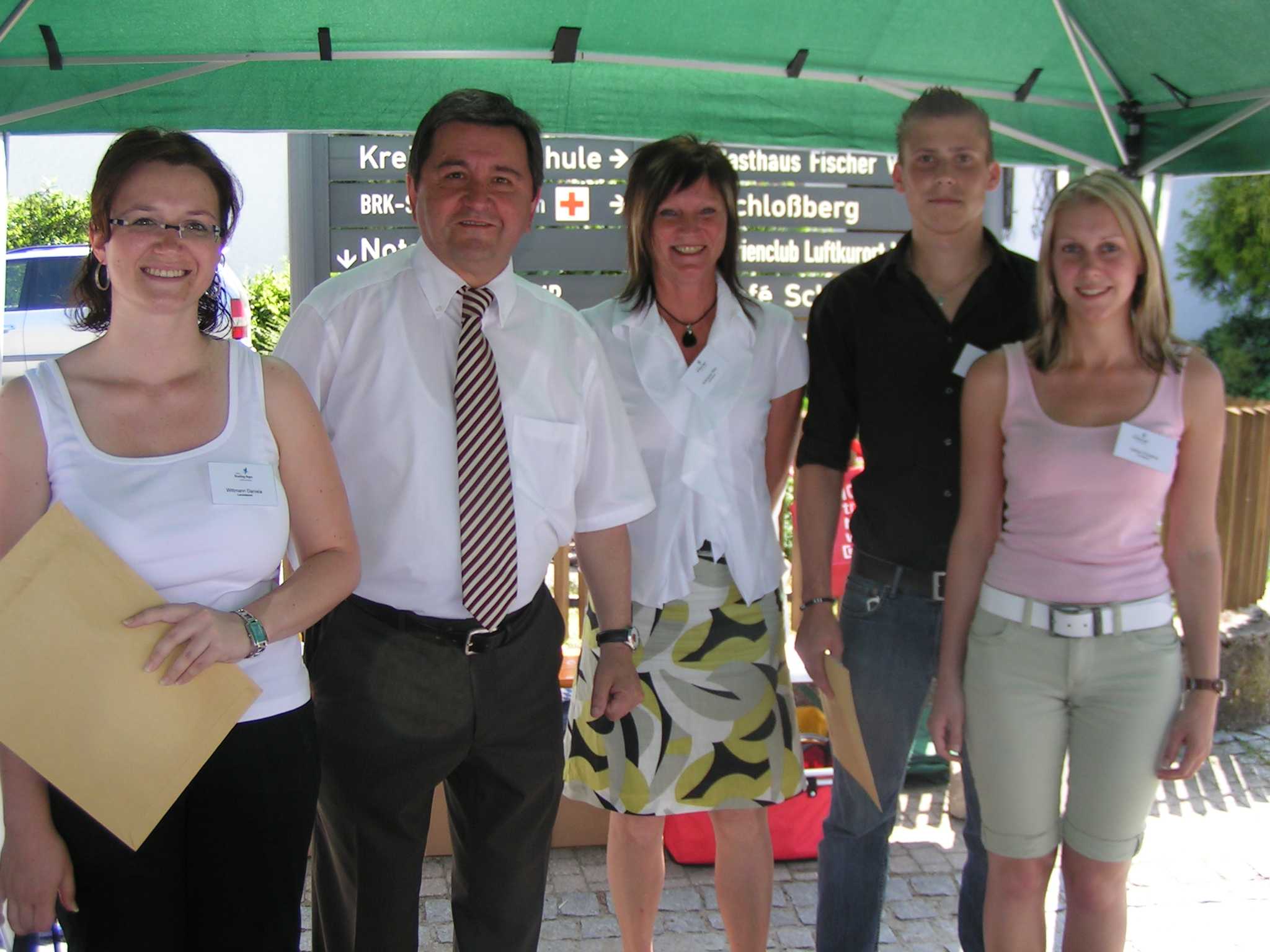 Besuch am Infostand.jpg