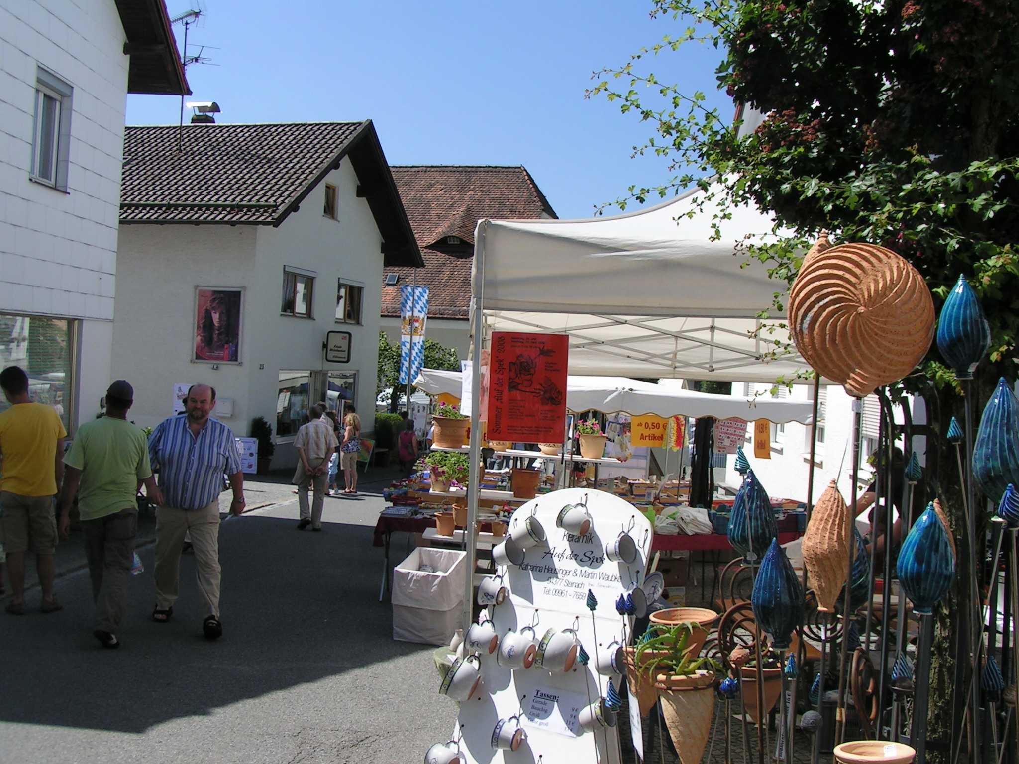 Kunsthandwerk in Ton.jpg